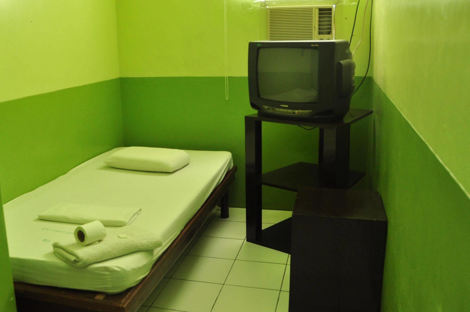 Gv Hotel - Lapu-Lapu City Dış mekan fotoğraf